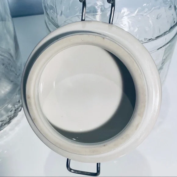 Vintage Clip Top Jar Hinged Ceramic Top Set Of 2 - Picture 6 of 16